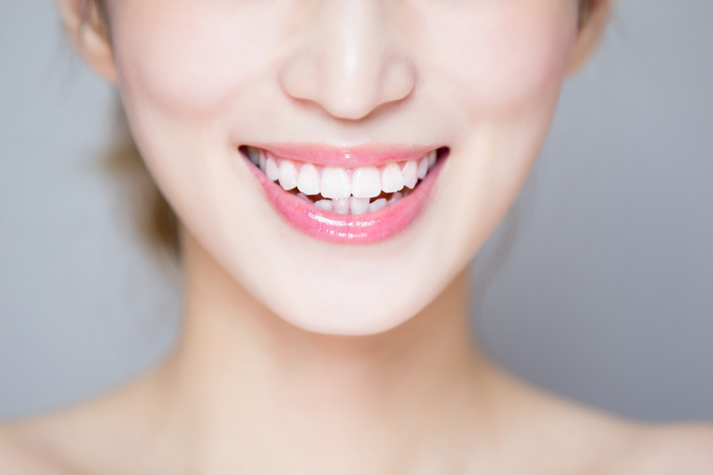 歯が綺麗 は美人の絶対条件 白く輝く歯にするには おくちニュース